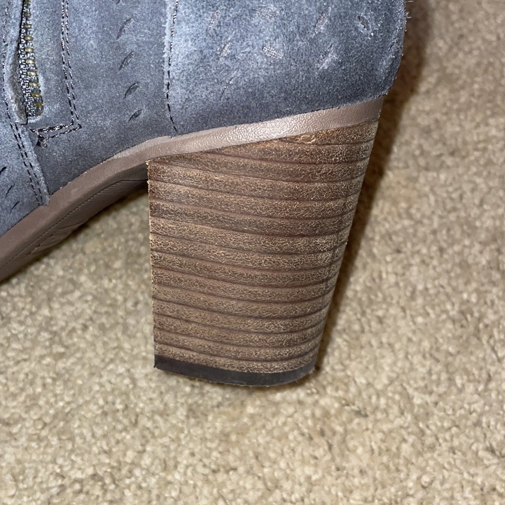 Open toe booties - Picture 4 of 5